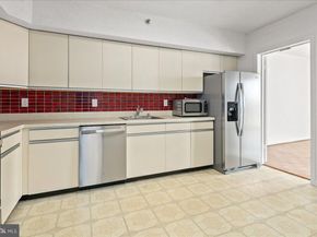 1016 S Wayne Street 502, Arlington VA 22204