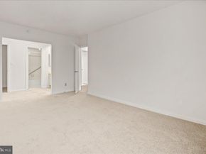 1016 S Wayne Street 502, Arlington VA 22204