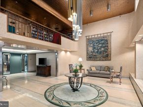 1016 S Wayne Street 502, Arlington VA 22204