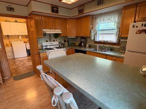 1045 Foster Street, Philadelphia PA 19116