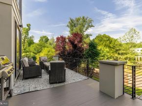 135 N Edgewood Street, Arlington VA 22201