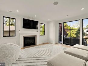 135 N Edgewood Street, Arlington VA 22201