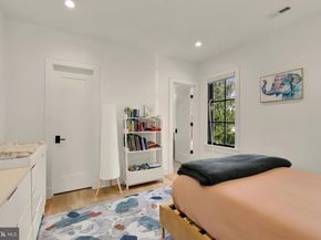 135 N Edgewood Street, Arlington VA 22201