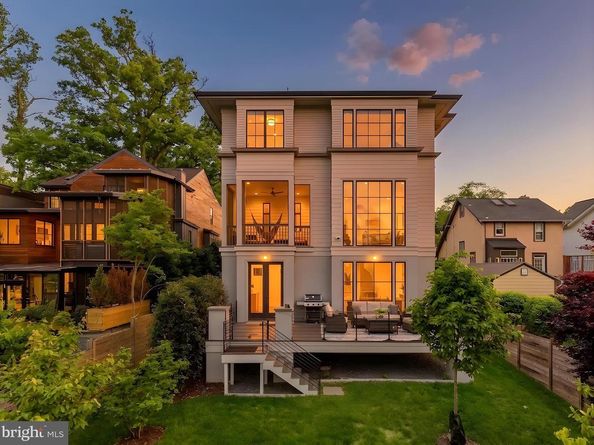 135 N Edgewood Street, Arlington VA 22201