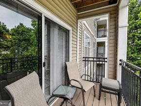 12937 Centre Park Circle 304, Herndon VA 20171