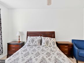 12937 Centre Park Circle 304, Herndon VA 20171
