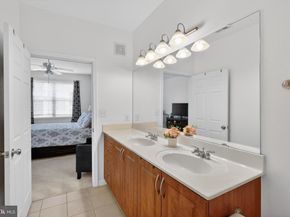 12937 Centre Park Circle 304, Herndon VA 20171