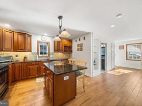 124 Marlin Avenue, Folsom PA 19033