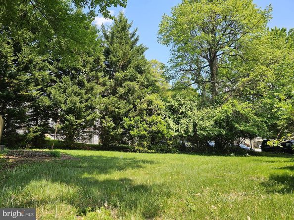 900 Carole Court SE, Vienna VA 22180