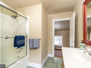 691 Mann Road, Horsham PA 19044