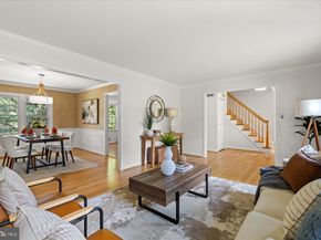 1732 Chesterford Way, Mclean VA 22101