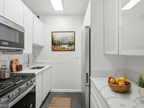 2755 Ordway Street NW 203, Washington DC 20008