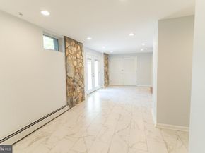 900 20TH Street S, Arlington VA 22202