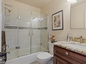 2089 Welsh Road F2, Philadelphia PA 19115
