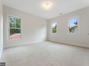 505 Glyndon Street NE, Vienna VA 22180