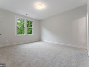 505 Glyndon Street NE, Vienna VA 22180