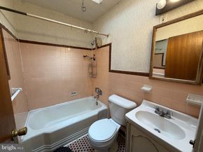 3221 Princeton Avenue, Philadelphia PA 19149