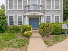 257 S Pickett Street 302, Alexandria VA 22304