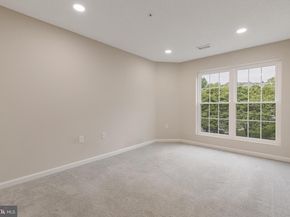 257 S Pickett Street 302, Alexandria VA 22304