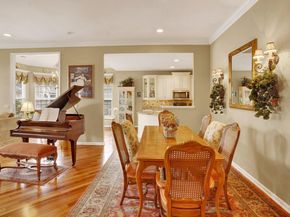 203 Fairway Drive, Warminster PA 18974