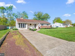 1022 Rozel Avenue, Southampton PA 18966