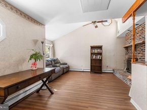 1022 Rozel Avenue, Southampton PA 18966