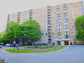 2300 Pimmit Drive 415, Falls Church VA 22043