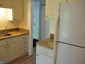 2300 Pimmit Drive 415, Falls Church VA 22043