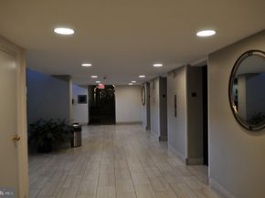 2300 Pimmit Drive 415, Falls Church VA 22043