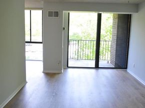 2300 Pimmit Drive 415, Falls Church VA 22043