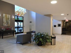 2300 Pimmit Drive 415, Falls Church VA 22043