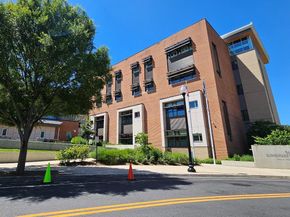 5935 15TH Street N, Arlington VA 22205