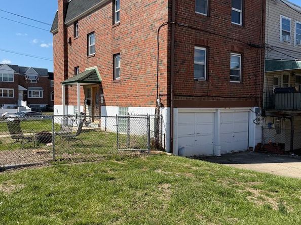 12501 Nanton Drive, Philadelphia PA 19154