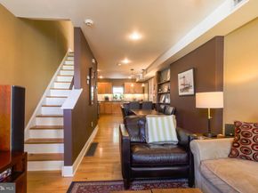 1040 S Cleveland Street, Philadelphia PA 19146
