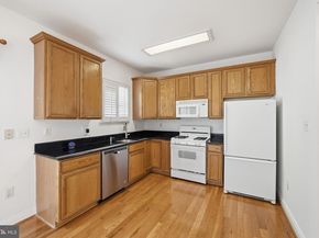 112 Cahill Drive, Alexandria VA 22304