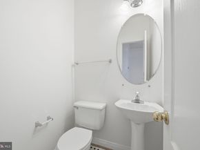 112 Cahill Drive, Alexandria VA 22304