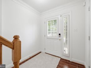 112 Cahill Drive, Alexandria VA 22304