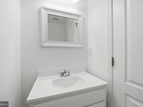 112 Cahill Drive, Alexandria VA 22304