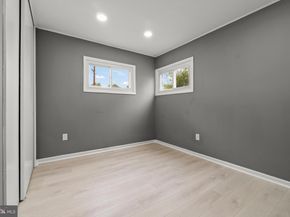 3 Indian Creek Way, Levittown PA 19057