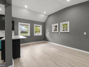 3 Indian Creek Way, Levittown PA 19057
