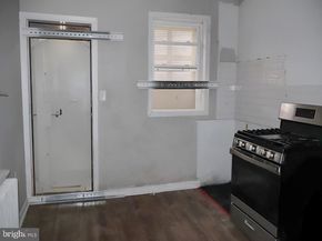 5235 E Roosevelt Boulevard, Philadelphia PA 19124