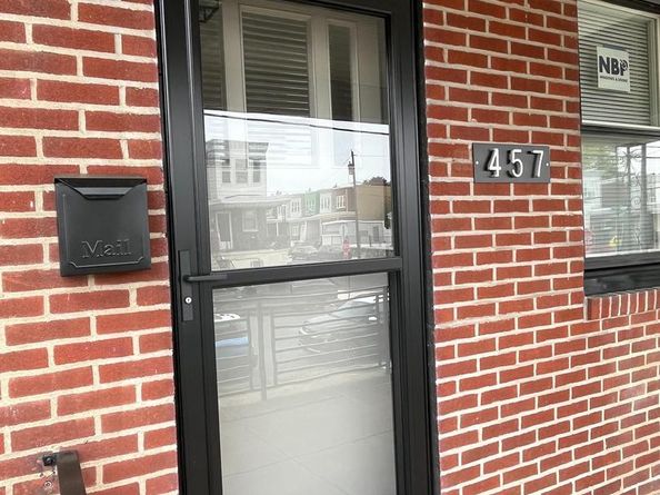 457 Robbins Street, Philadelphia PA 19111