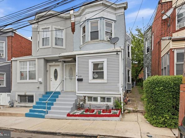 639 Columbia Avenue, Darby PA 19023