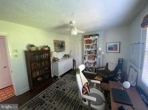 1626 W Abingdon Drive W 302, Alexandria VA 22314