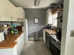 1626 W Abingdon Drive W 302, Alexandria VA 22314