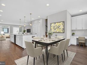 402 Stabler Lane, Alexandria VA 22304