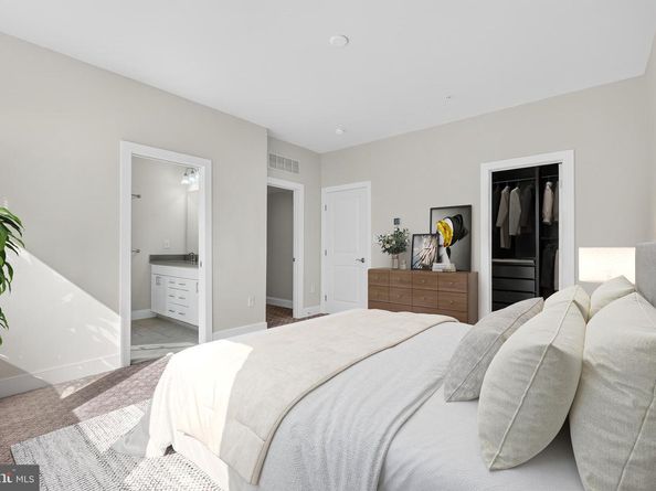 402 Stabler Lane, Alexandria VA 22304