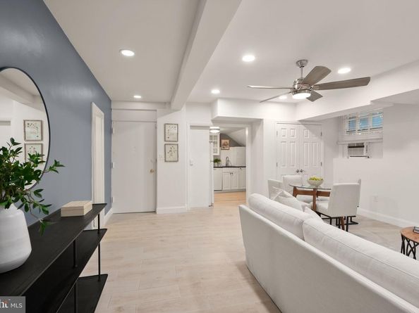 3039 Macomb Street NW 2A, Washington DC 20008