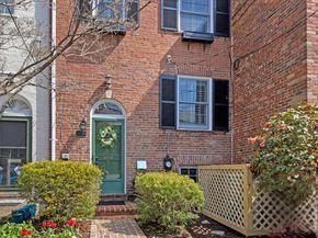 816 S Pitt Street, Alexandria VA 22314