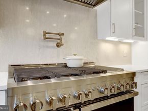 816 S Pitt Street, Alexandria VA 22314